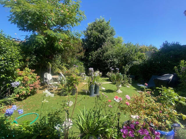 Maison à LE BOUSCAT