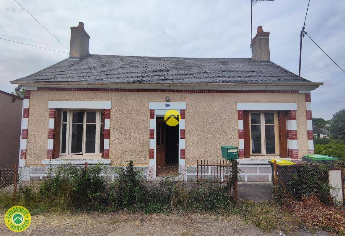 Maison à JOUET-SUR-L&#039;AUBOIS