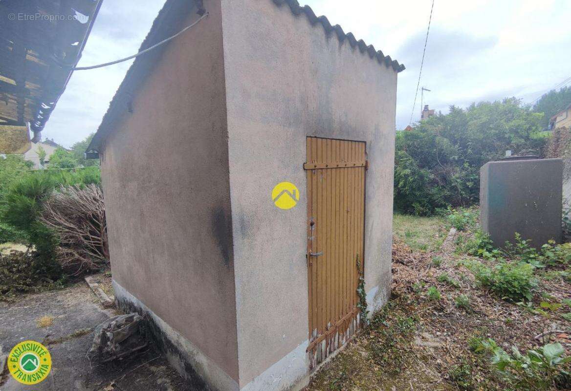 Maison à JOUET-SUR-L&#039;AUBOIS