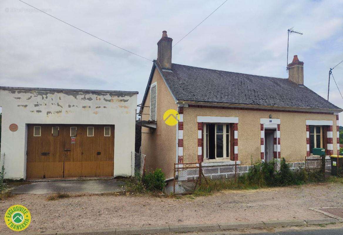 Maison à JOUET-SUR-L&#039;AUBOIS