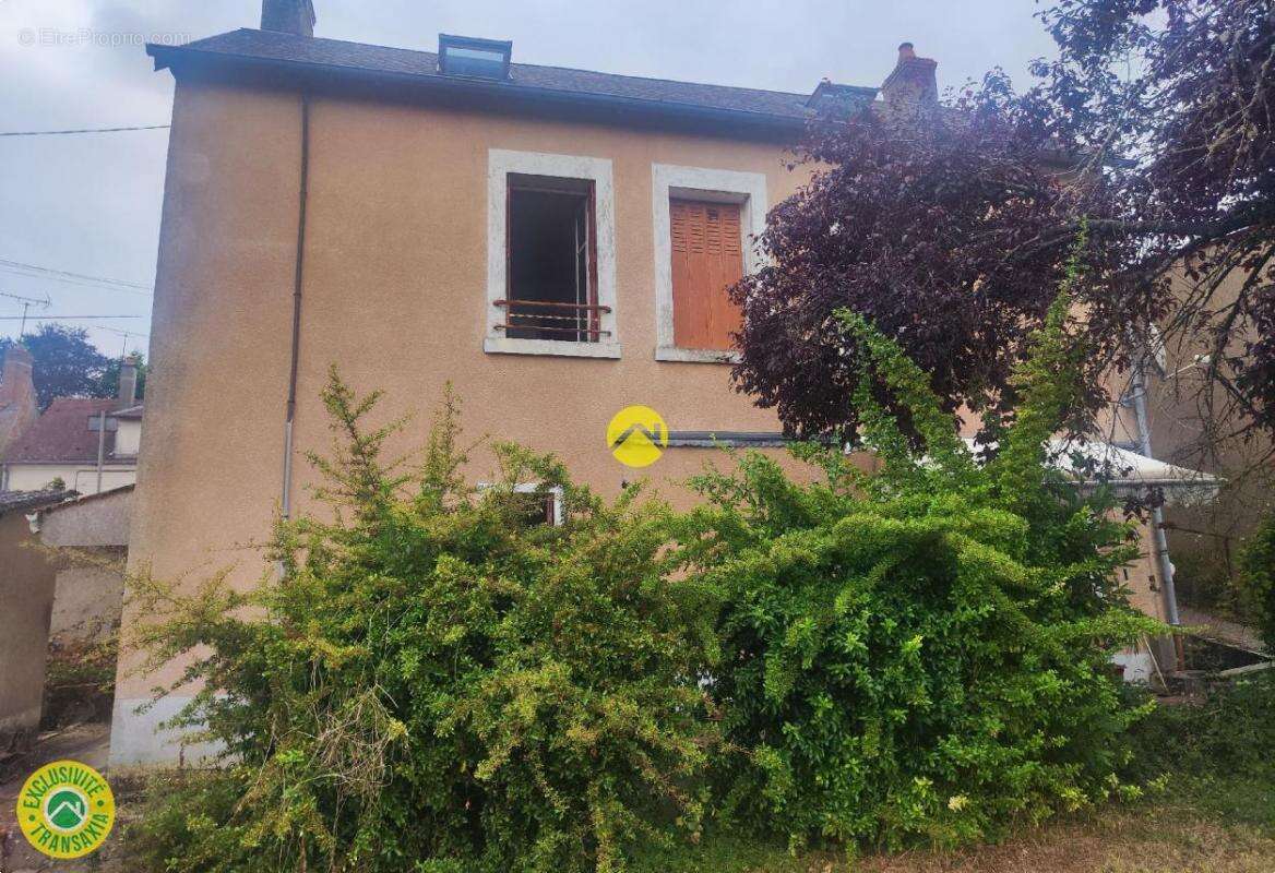 Maison à JOUET-SUR-L&#039;AUBOIS