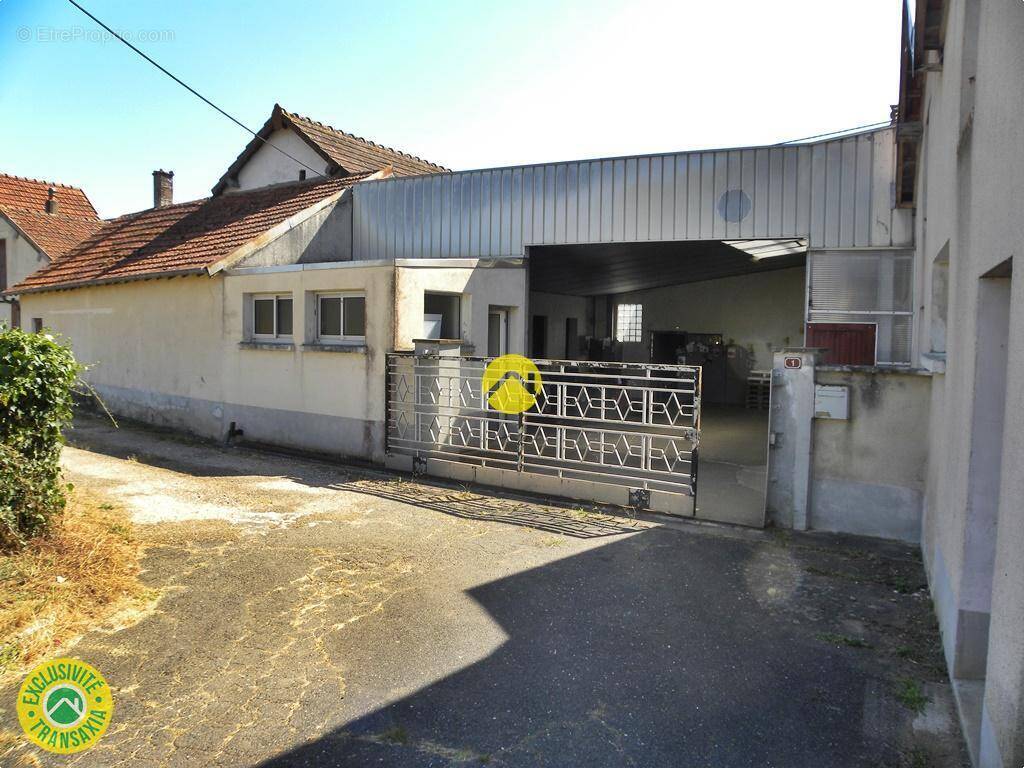 Maison à SANTRANGES