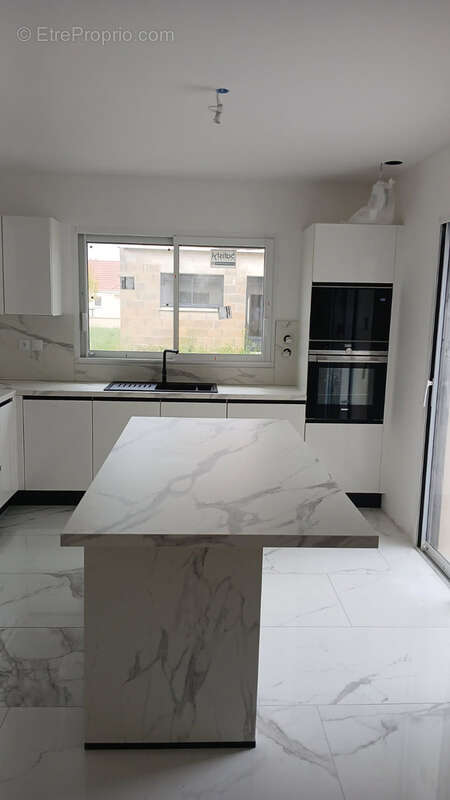 Maison à ROSIERES-PRES-TROYES