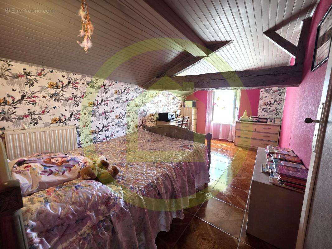 Maison à CELLEFROUIN