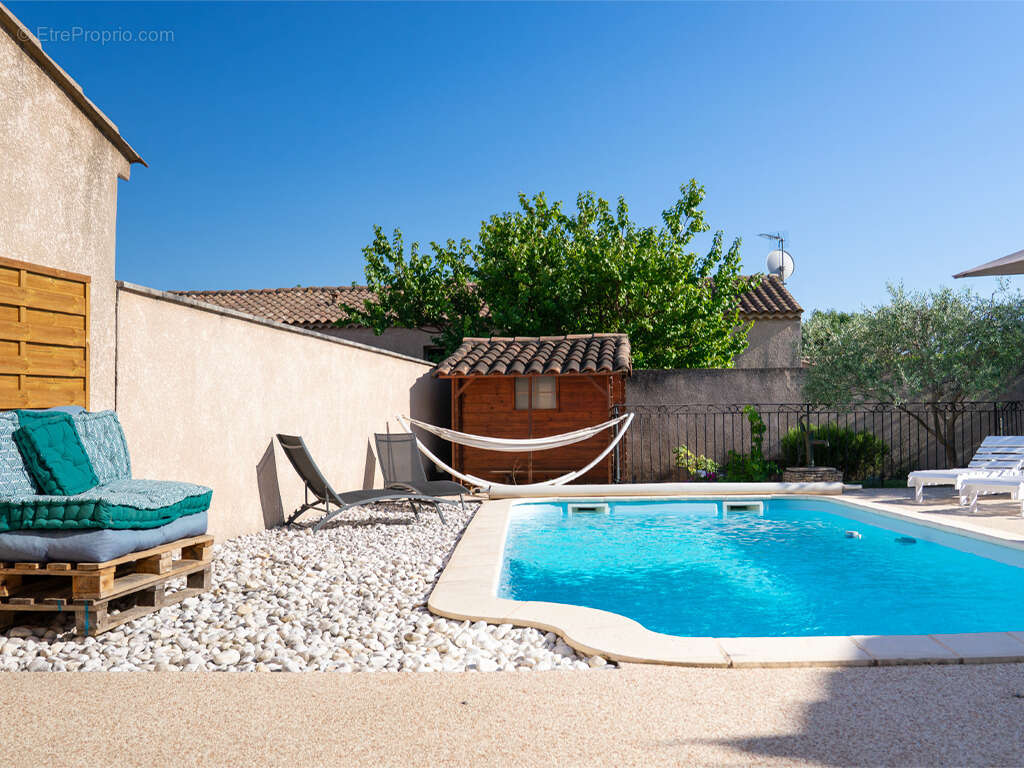 Maison à L&#039;ISLE-SUR-LA-SORGUE