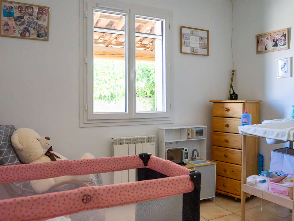 Maison à L&#039;ISLE-SUR-LA-SORGUE