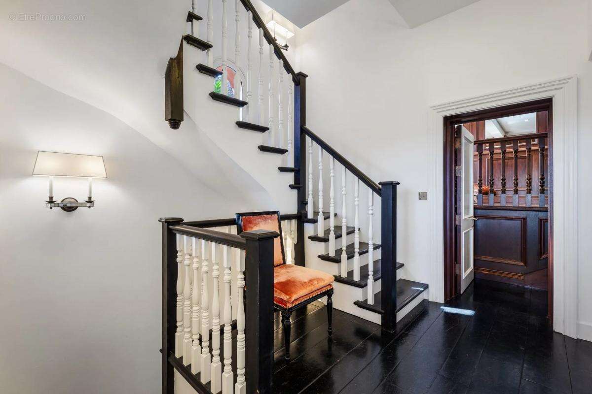 Maison à THEOULE-SUR-MER