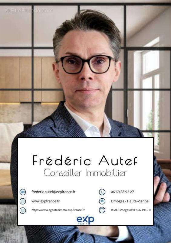 Terrain à PEYRILHAC