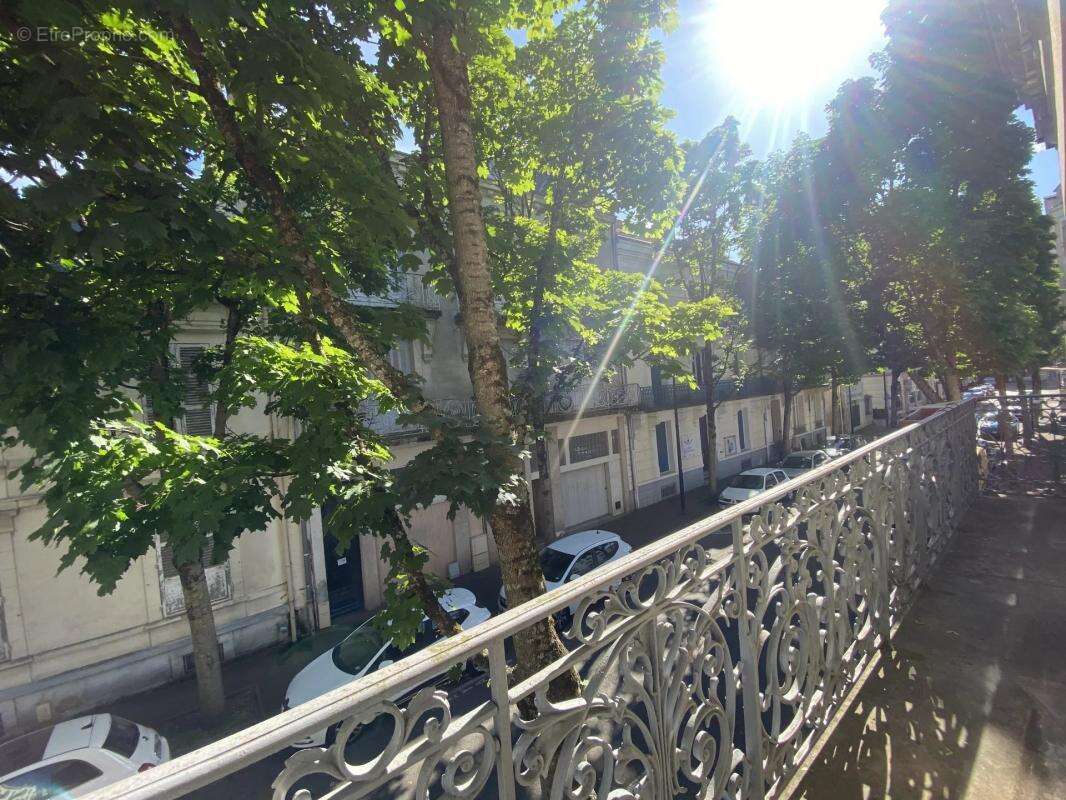 Appartement à VICHY