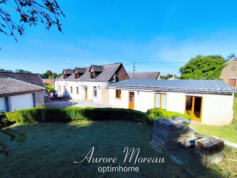 Maison à LA VALLEE-MULATRE