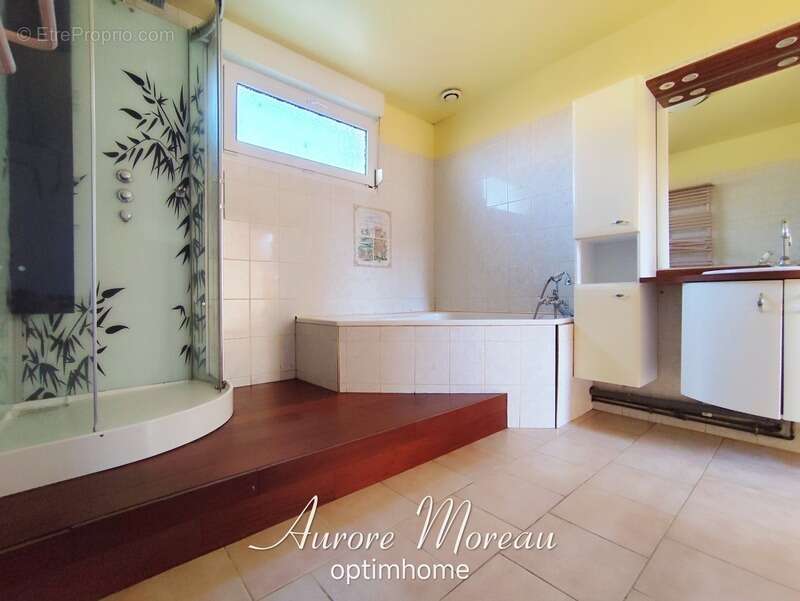 Maison à LA VALLEE-MULATRE