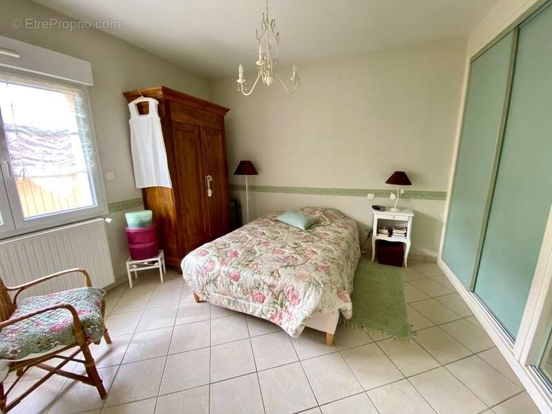 Maison à SAINT-PIERRE-DU-MONT