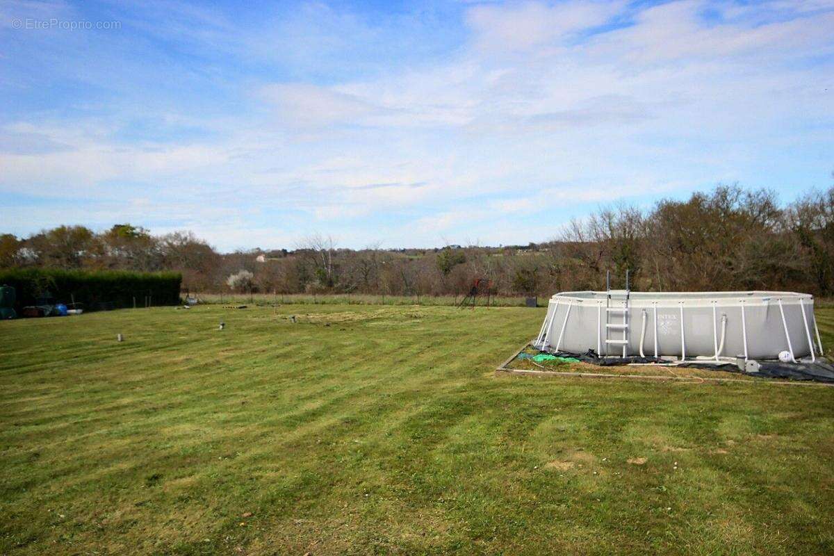 Maison à SAINT-MEDARD