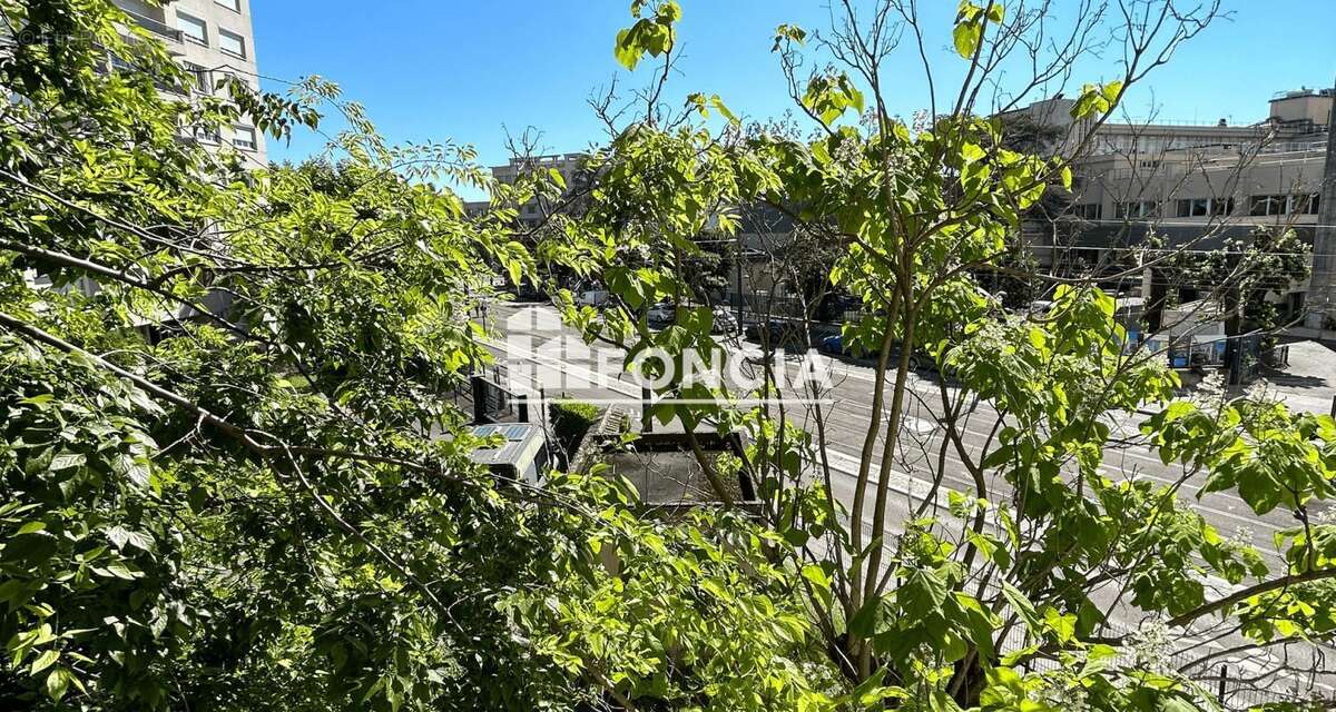 Appartement à LYON-8E