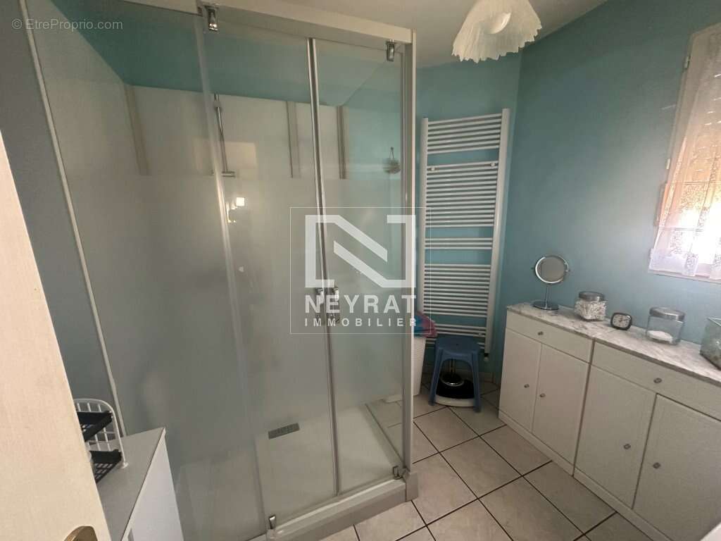 Appartement à PARAY-LE-MONIAL