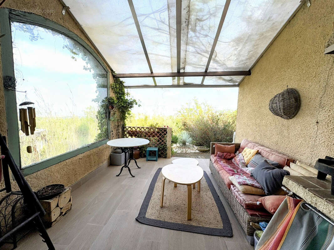 Maison à VILLELONGUE-DELS-MONTS