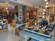 Commerce à MANDELIEU-LA-NAPOULE