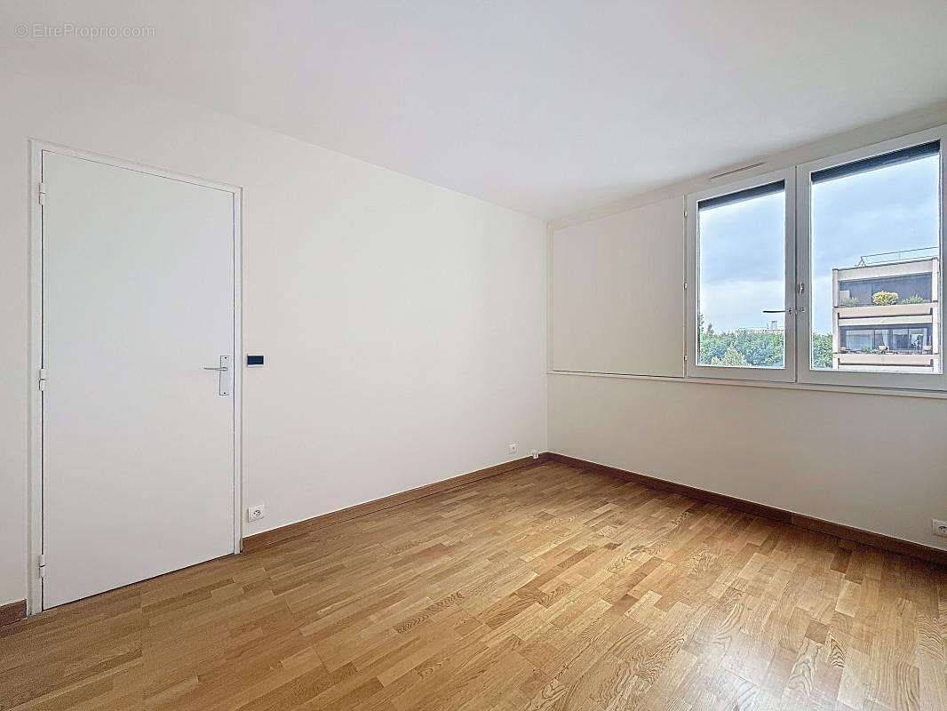 Appartement à MONTIGNY-LE-BRETONNEUX