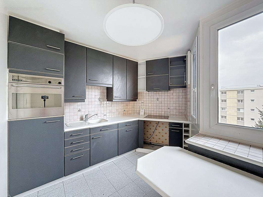 Appartement à MONTIGNY-LE-BRETONNEUX