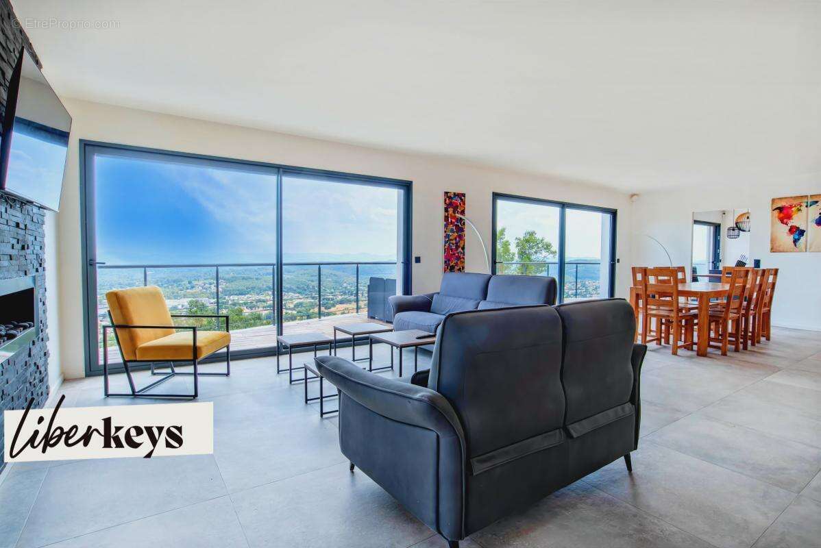 Maison à DRAGUIGNAN