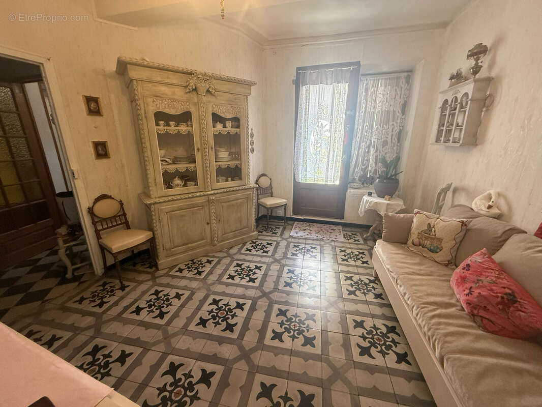 Maison à SAINT-GILLES