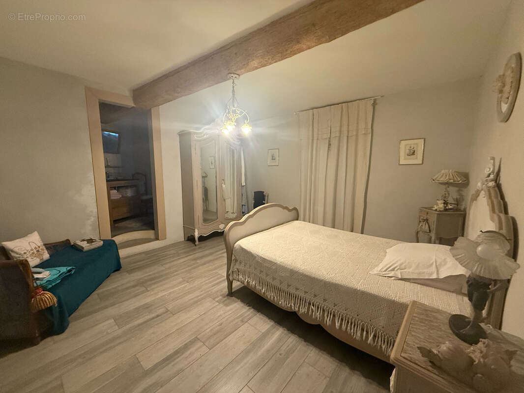 Maison à SAINT-GILLES