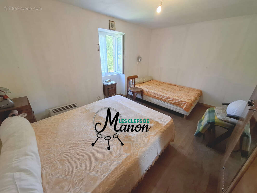 Maison à BESSINES-SUR-GARTEMPE