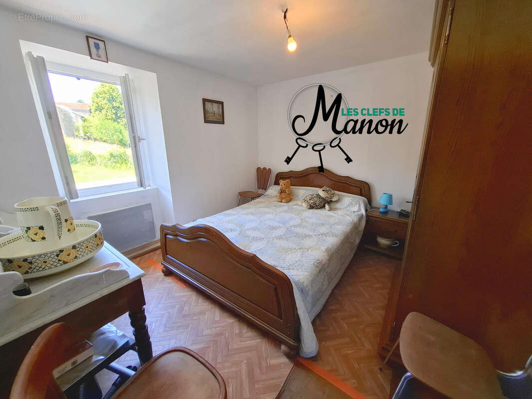 Maison à BESSINES-SUR-GARTEMPE