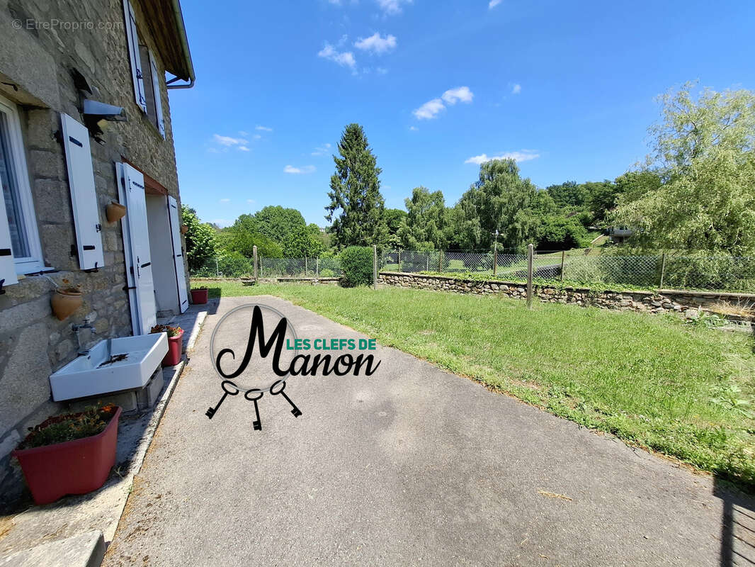 Maison à BESSINES-SUR-GARTEMPE