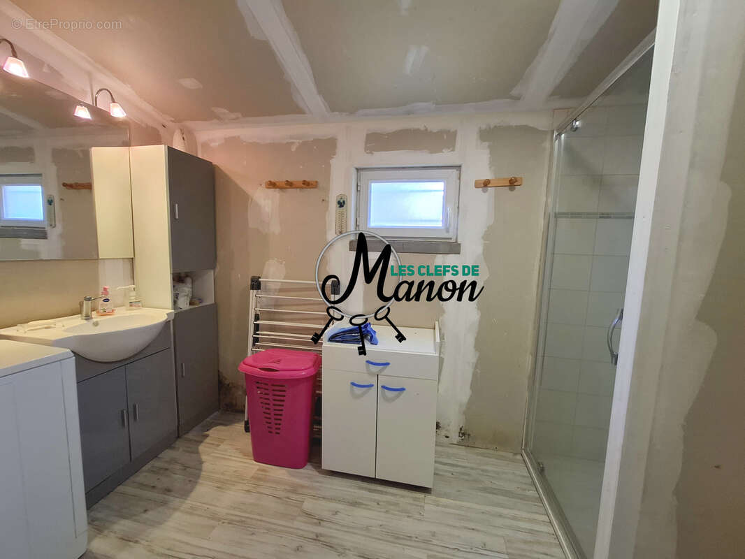 Maison à BESSINES-SUR-GARTEMPE