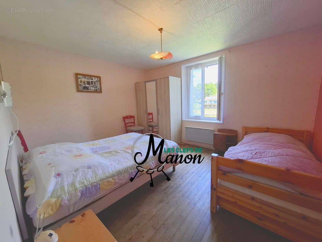 Maison à BESSINES-SUR-GARTEMPE