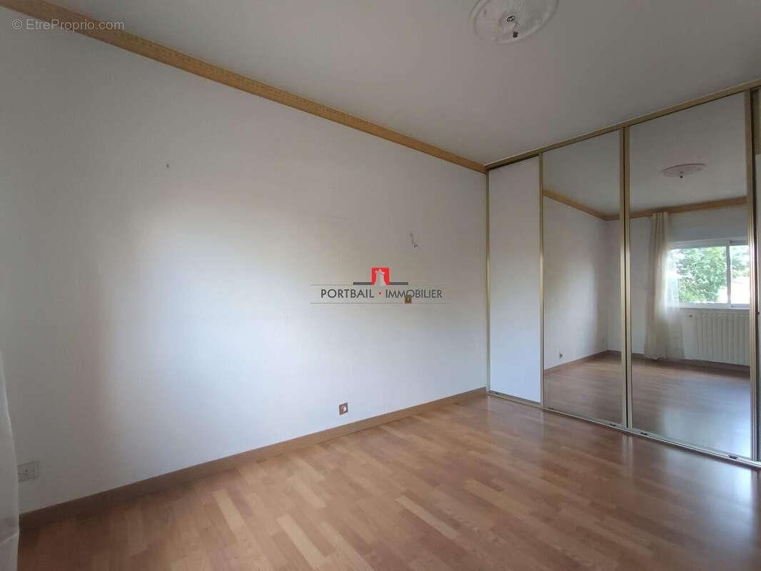 Maison à CARBON-BLANC