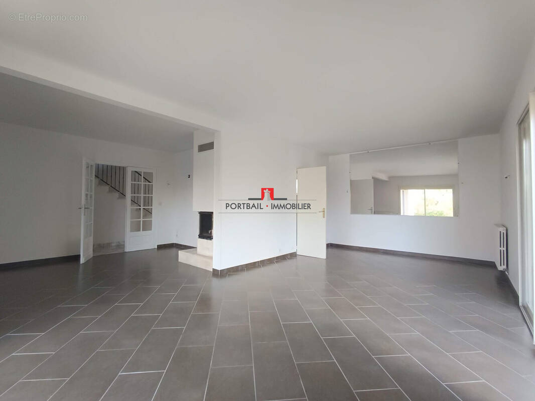 Maison à CARBON-BLANC