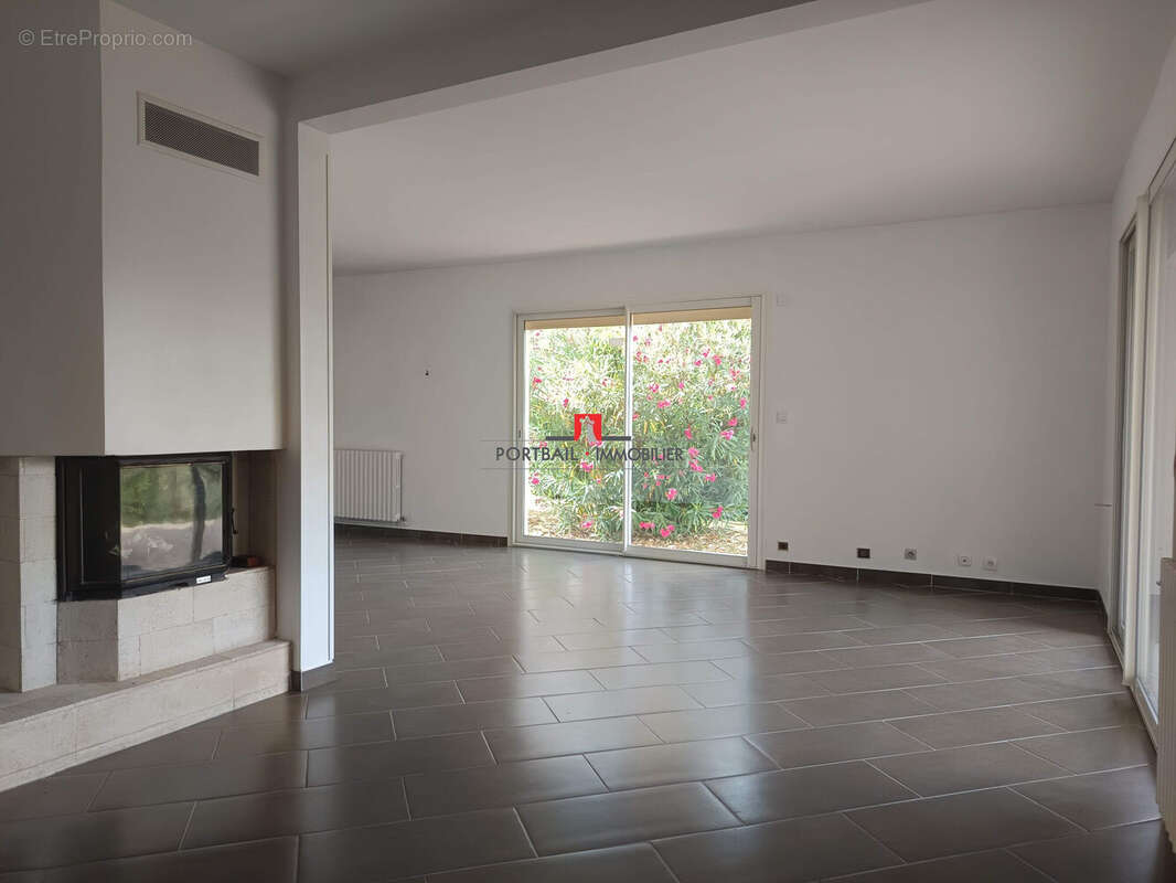 Maison à CARBON-BLANC