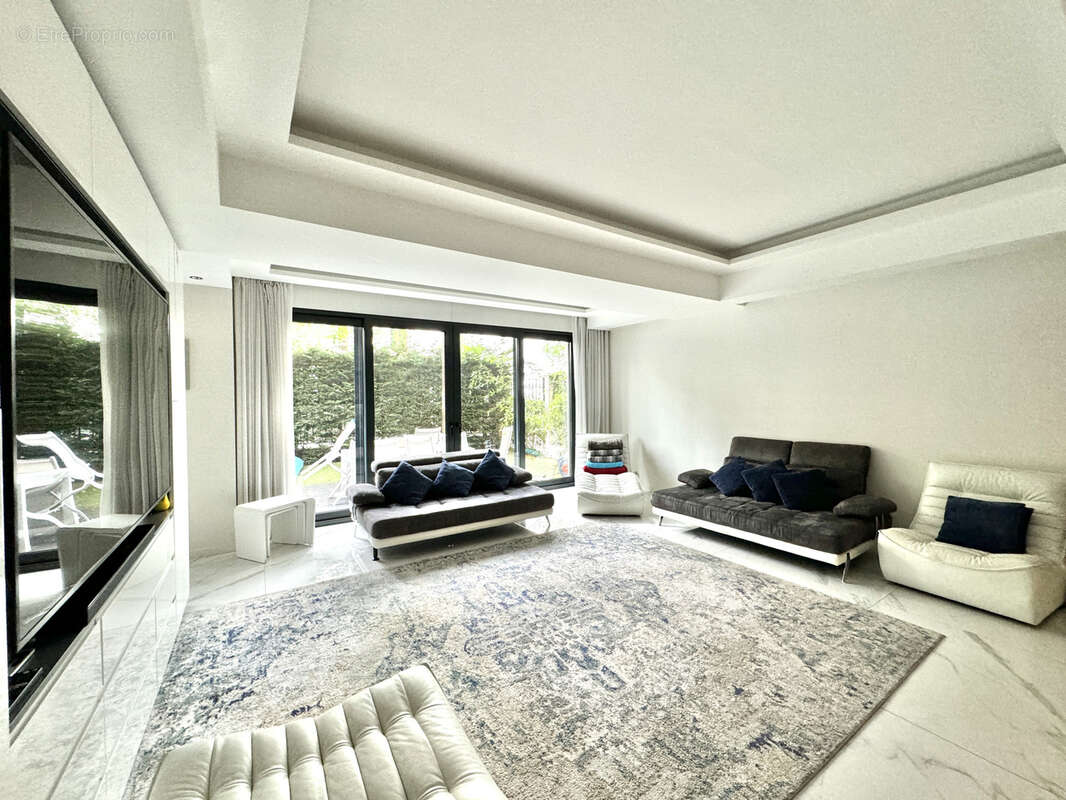 Appartement à SAINT-MANDE