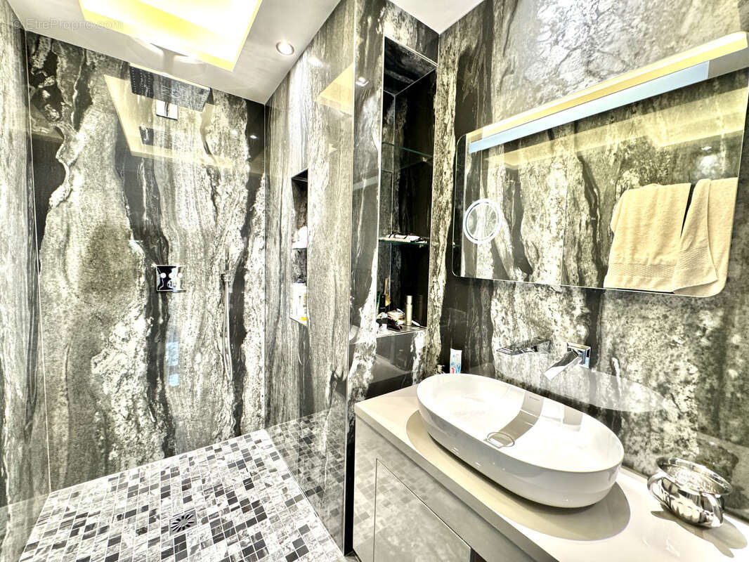 Appartement à SAINT-MANDE