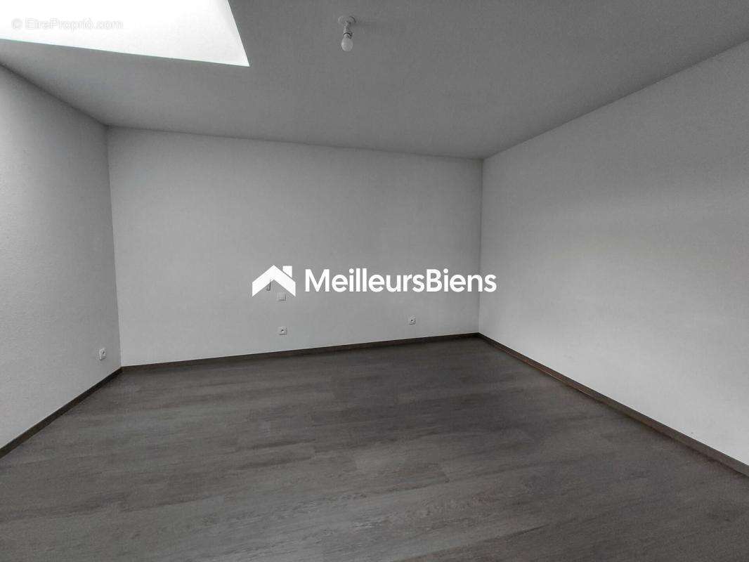 Maison à VAL-DE-MEUSE