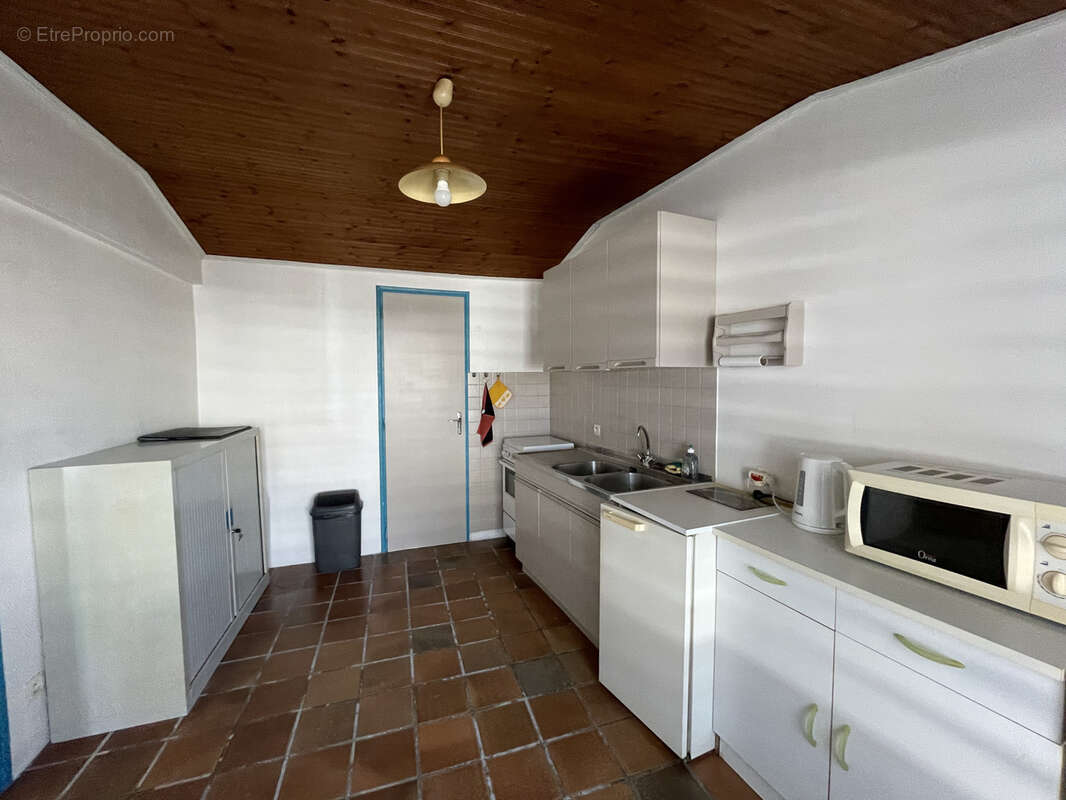 Commerce à L&#039;EPINE