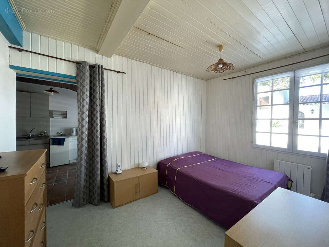 Commerce à L&#039;EPINE