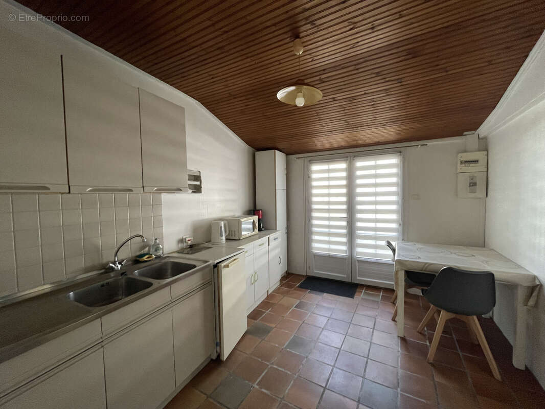 Commerce à L&#039;EPINE