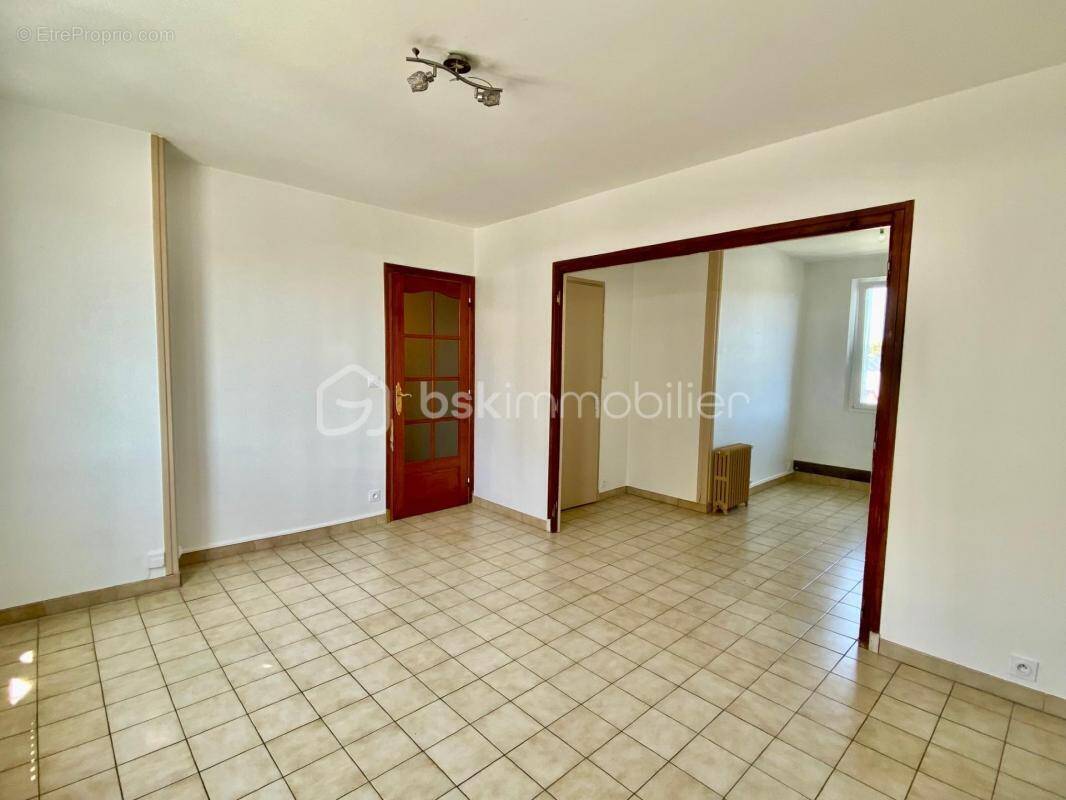 Appartement à EU