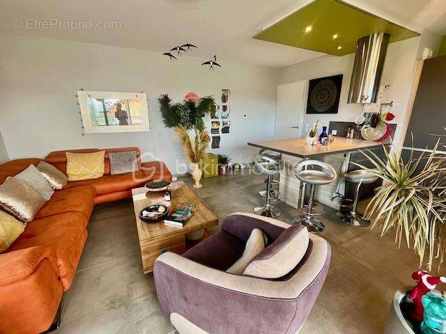 Appartement à CHAPEIRY