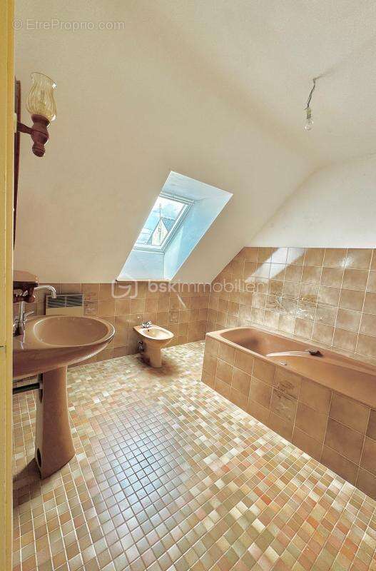 Maison à CARHAIX-PLOUGUER