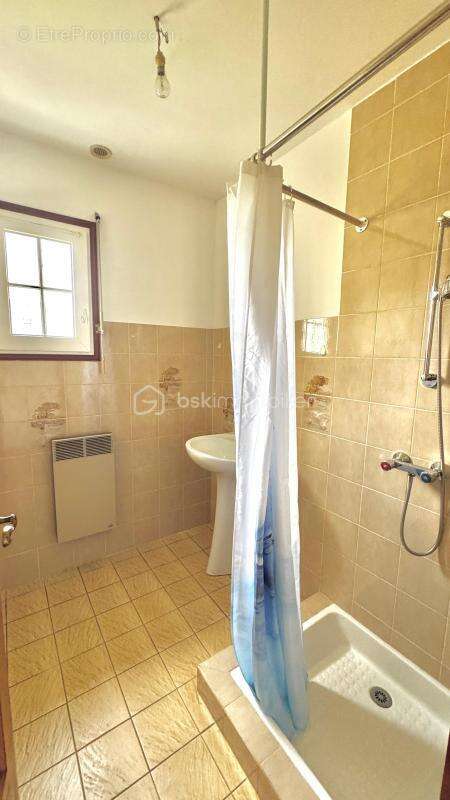 Maison à CARHAIX-PLOUGUER