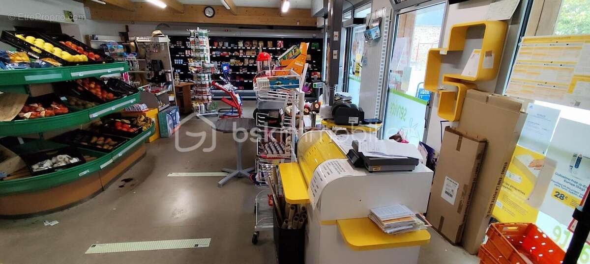 Commerce à SAINT-PIERRE-DES-LANDES