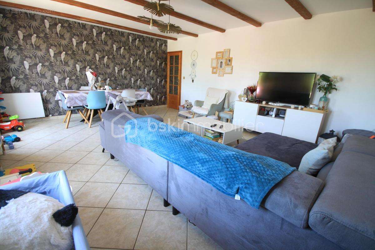 Maison à LA FERTE-ALAIS