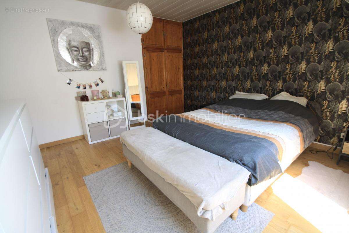 Maison à LA FERTE-ALAIS