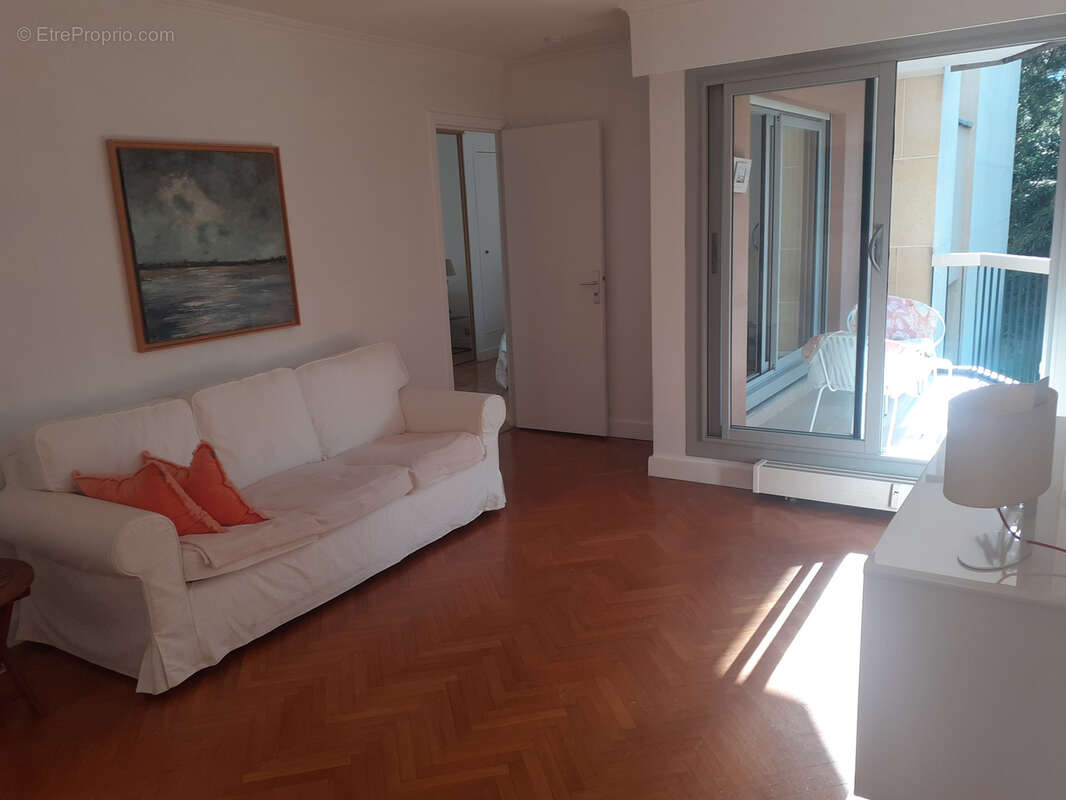 Appartement à VERSAILLES