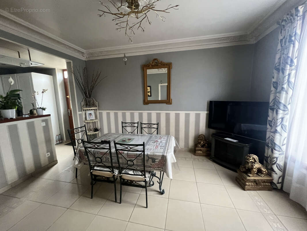 Maison à CHAMPIGNY-SUR-MARNE