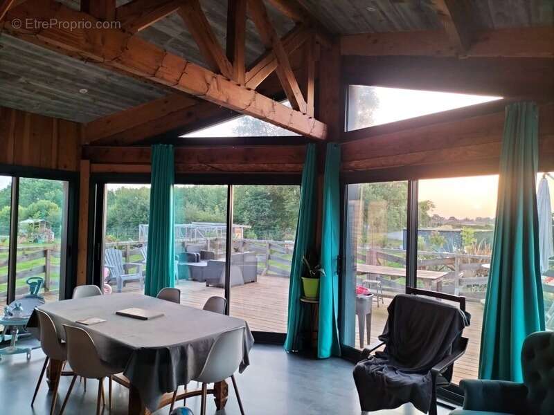 Maison à FRANQUEVIELLE